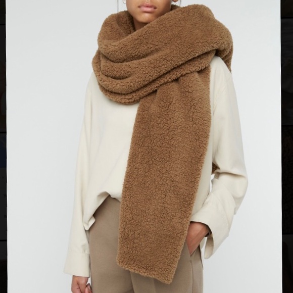 OAK + FORT Accessories - Oak + Fort Oversized Sherpa Scarf